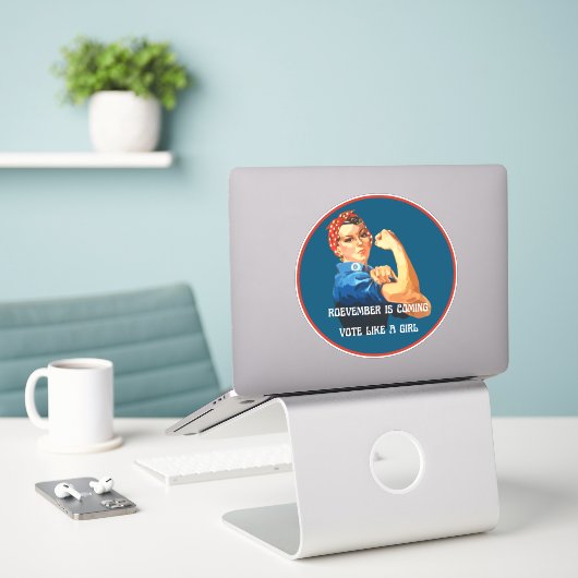 Sticker Roevember vient Rosie la voiture Riveter Decal (Ordinateur portable sur le bureau)