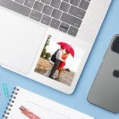 Sticker Romantic Couple Under Red Umbrella (Ordinateur portable avec iPhone)