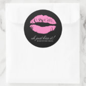 Sticker Rond 311-Oh Embrasse-le ! | Noir (Sac)