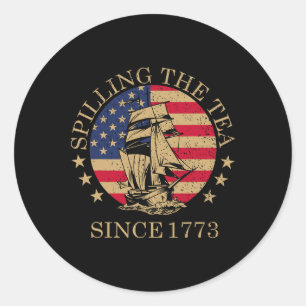 Sticker Rond 4 juillet Drôle De Déverser Le Thé Depuis 1773 Qua