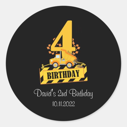 Sticker Rond 4e anniversaire Camion de construction noir et jau (Devant)