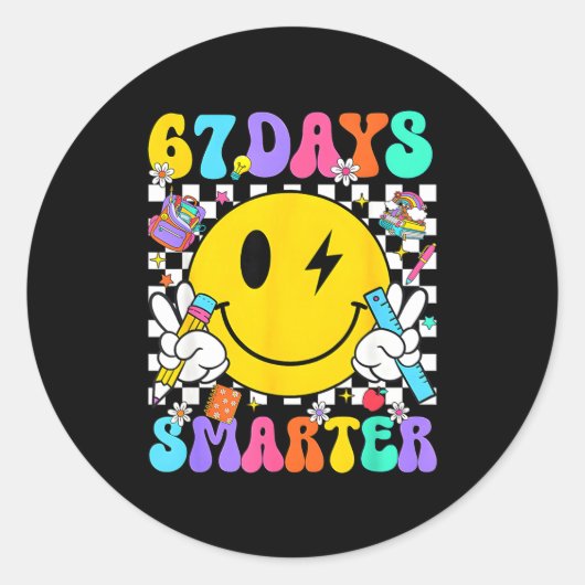 Sticker Rond 67 Days Of School Smile Face 67 Days Smarter Teach (Devant)