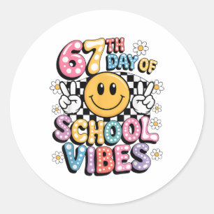 Sticker Rond 67 Jours D'école Mème 100ème Jour D'école Vibes S