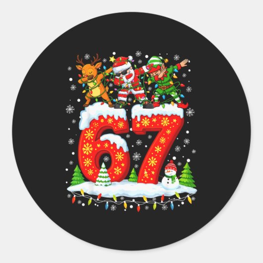 Sticker Rond 67 Six Seven Mème Génération Alpha Noël Santa Elfe (Devant)