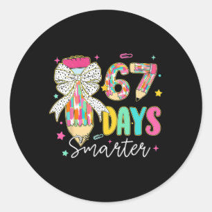 Sticker Rond 67e jour d'école 67 jours plus intelligent Coquett