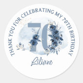 Sticker Rond 70e anniversaire Floral Numéro Merci bleu côtier (Devant)