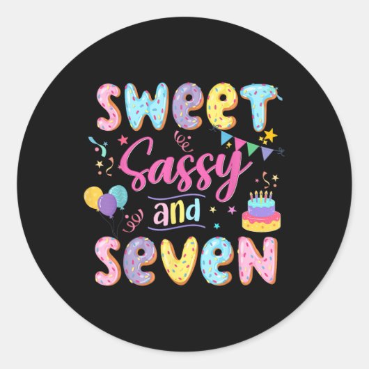 Sticker Rond 7e anniversaire fille douce Sassy et sept Donut 7 (Devant)