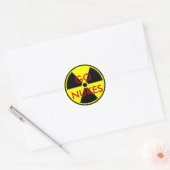 STICKER ROND ALLER NUKES (Enveloppe)