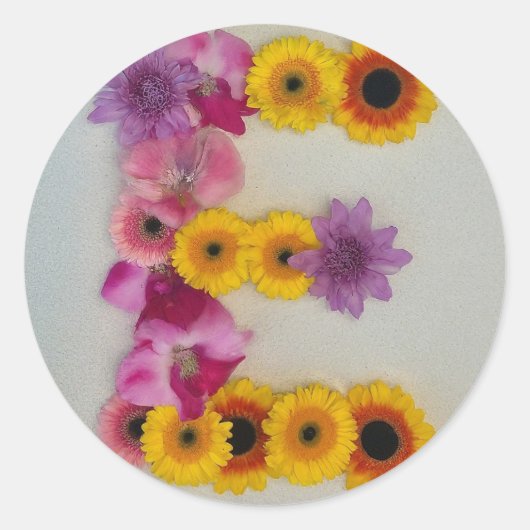 Sticker Rond Alphabet E en fleurs (Devant)