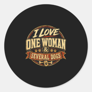 Sticker Rond Amusant cynique amateur de chien aime une femme &a