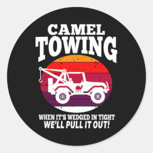 Sticker Rond Amusants Camion Towing Retro Camping Towing Fun Ha