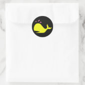 Sticker Rond Andy Whale Singletons_jaune, rose sur noir (Sac)