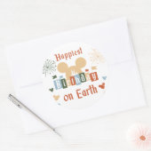 Sticker Rond Anniversaire le plus heureux sur Terre Anniversair (Enveloppe)