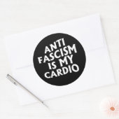 Sticker Rond Anti-fascisme est mon Cardio (Enveloppe)