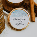 Sticker Rond Aquarelle Blue et Silver Merci Party Favoriser<br><div class="desc">Ces autocollants couleur bleu et argenté remercient votre parti sont parfaits pour une soirée élégante. Le design luxueux est doté d'une texture d'aquarelle bleu clair avec un éclat de belle parties scintillant faux argent et une police de script de calligraphie moderne. Personnalisez les étiquettes autocollants avec le nom de l'invité...</div>