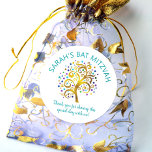 Sticker Rond Arbre à huile d'or bat mitzvah de vie Turquoise Ty<br><div class="desc">Soyez fier, réjouissez-vous et présentez cette étape importante de votre Bat mitzvah préféré ! Utilisez ce sticker amusant, sophistiqué, personnalisé pour ajouter à sa journée spéciale. Un superbe arbre à feuille d'or imitation graphique avec brillant turquoise, turquoise, violet et bleu Star de David et point "feuilles" chevauche un arrière -...</div>
