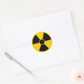 Sticker Rond Arme nucléaire noire (Enveloppe)