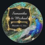 Sticker Rond Art Déco Peacock Gold Parties scintillant Old Holl<br><div class="desc">Joindre des scellés ou des autocollants d'enveloppe. Peut également être utilisé pour les autocollants de faveur ou de sac cadeau. Très Glamour, parties scintillant dorée look Art Déco cadre avec les ornements décoratifs de l'imprimante vintage, tourbillons, fleuris et gravures baroques. Un merveilleux mélange de style ancien et de design graphique...</div>