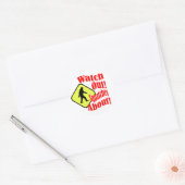 Sticker Rond Attention ! Des squatches ! (Enveloppe)