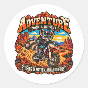Sticker Rond Aventure en moto cross de raton laveur dans le dés