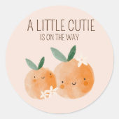 Sticker Rond Baby shower botanique Little Cutie Orange Citrus (Devant)