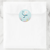 Sticker Rond Baby shower de baleine couchée mignonne (Sac)