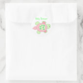 Sticker Rond Baby shower de tortue rose (Sac)