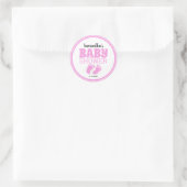 Sticker Rond Baby shower fille aux pieds roses (Sac)