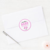 Sticker Rond Baby shower fille aux pieds roses (Enveloppe)