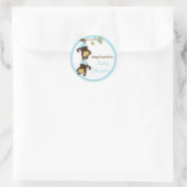 Sticker Rond Baby shower moderne Monkey Twin Boy en bleu (Sac)