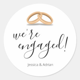 Sticker Rond Bagues romantiques en or Nous sommes fiancés