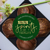 Sticker Rond Baking Spirits Bright Green Gold Cookies de Noël