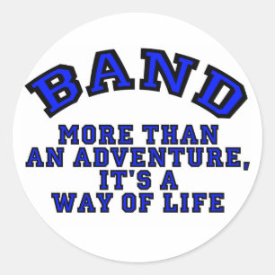 Sticker Rond Bande Marching : Plus Qu'Une Aventure...