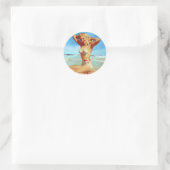Sticker Rond Basking sur le Beach Pin Up (Sac)