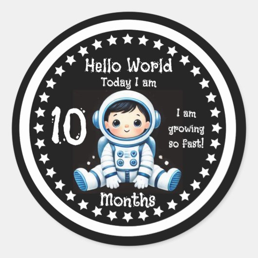 Sticker Rond Bébé de dix mois : étape astronaute (Devant)