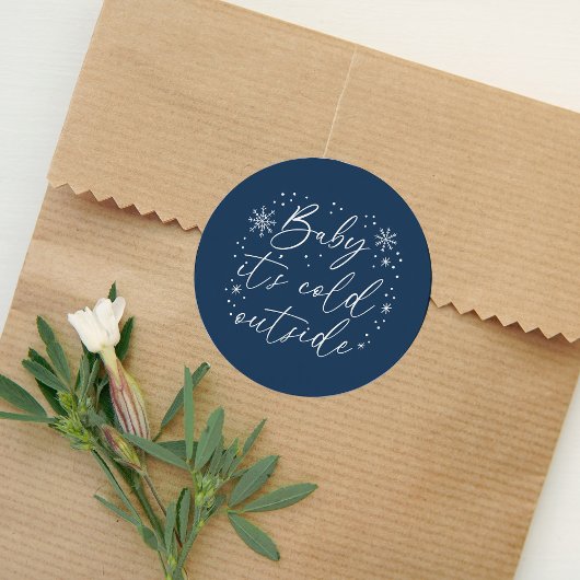 Sticker Rond Bébé Il fait froid dehors Baby shower de flocons d