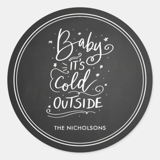 Sticker Rond Bébé Son Froid Chalkboard Blanc Script (Devant)