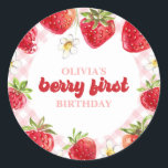 Sticker Rond Berry fraise Premier anniversaire<br><div class="desc">Berry Premier Anniversaire ! stickers fête d'anniversaire aux fraises et aux plaids roses.</div>
