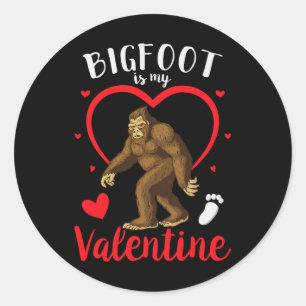 Sticker Rond Bigfoot est mon pyjama Valentin Bigfoot Valentines