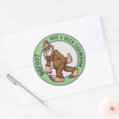 Sticker Rond Bigfoot | Sasquatch (modifiable) Classic Round Sti (Enveloppe)