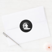 Sticker Rond Bigfoot Surfing (Enveloppe)