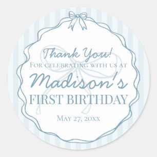 Sticker Rond Blue Coquette Bow Pastel rayé Anniversaire Favoris