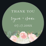 Sticker Rond Blush Garden Floral Wedding Favoriser<br><div class="desc">Elégant bouquet aquarelle de fleurs et de feuillage en rose vif, blanc et vert, autocollant personnalisé pour mariage. Conçu pour correspondre à notre collection Graceful Garden Wedding. Customiser le style, la couleur et la taille de la police de texte. La couleur Arrière - plan, affichée en vert sauge, peut être...</div>