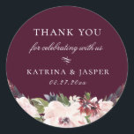 Sticker Rond Blush Plum Floral Wedding Favoriser<br><div class="desc">Fleurs d'aquarelle chic et branches botaniques dans les tons rose vif et violet de prune,  autocollant personnalisé de faveur de mariage. Arrière - plan montré dans,  vin de prune violet,  peut être customisé. Conçu pour s'adapter à notre collection de fleurs de Blush et de Plum.</div>