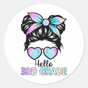 Sticker Rond Bonjour 3e année Fille aux cheveux en chignon Tie