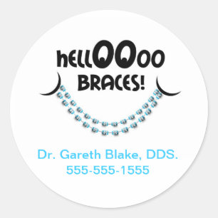 Sticker Rond Bonjour coutume bleue de patient d'orthodontiste