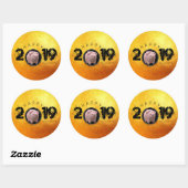 Sticker Rond Bonne année PIg 2019 Original 3D or 2 Round S (Feuille)