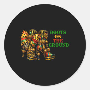 Sticker Rond Bottes Sur Le Terrain Western Cowboy Boots Junetee