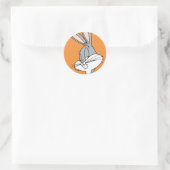 Sticker Rond BUGS BUNNY™ Coup d'œil de côté (Sac)