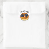 Sticker Rond Bun To Be Wild Funny Food Pun (Sac)